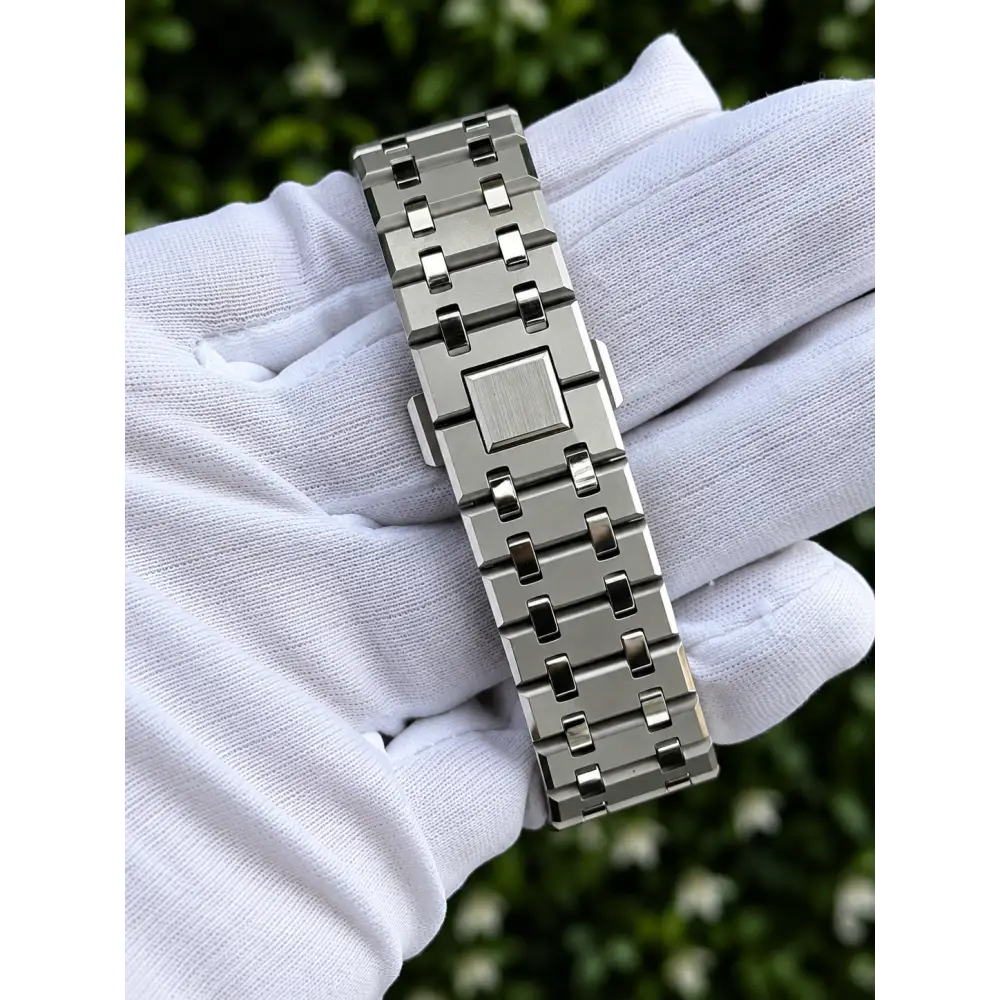 Custom Watch – Silver White Blue Mirror Polish